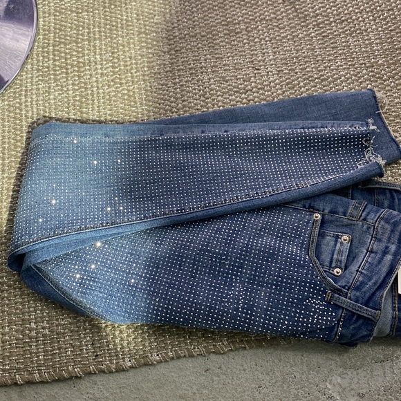 Stylish Bling Pants - Picture 10 of 10